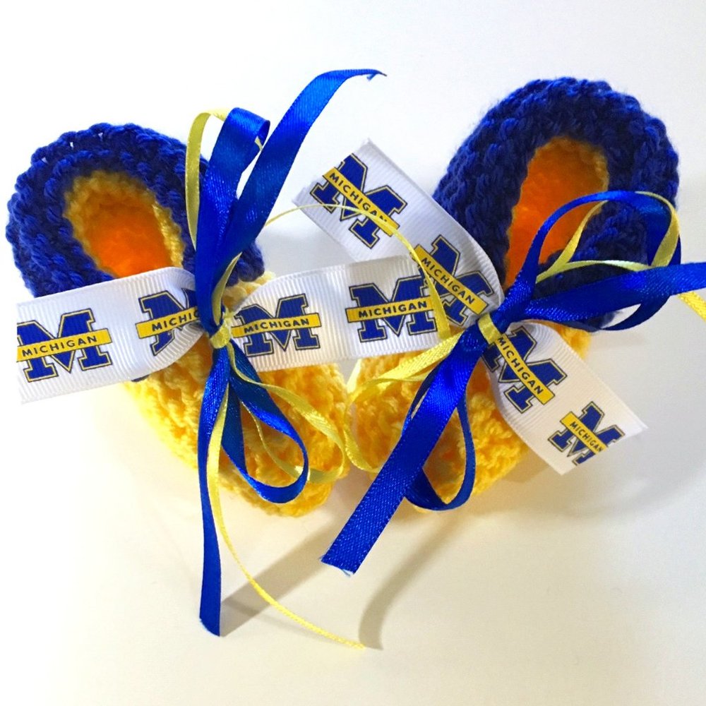 Michigan WOLVERINES Handmade Baby Booties *NEW*